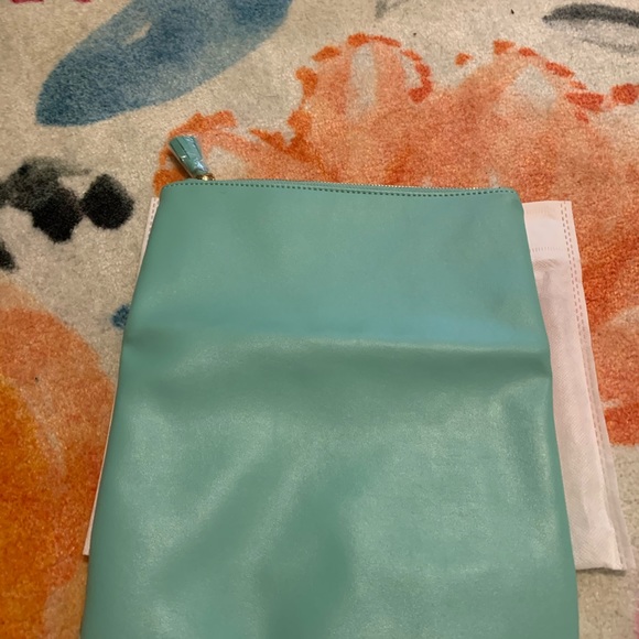 Reversible Rachel Pally Clutch in dust bag - Picture 4 of 6